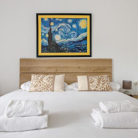 Besos - Bright Apartment Close To Congress & Port Sant Adria de Besos Exteriér fotografie