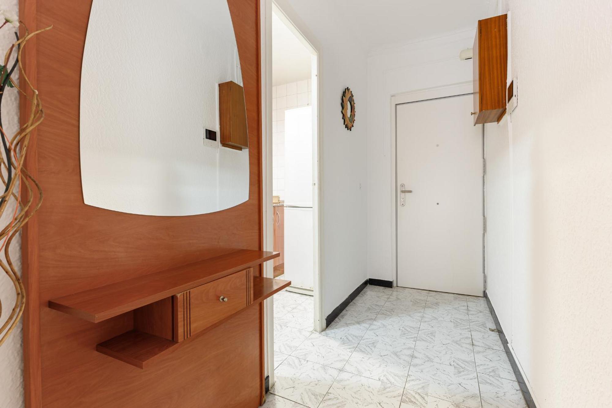Besos - Bright Apartment Close To Congress & Port Sant Adria de Besos Exteriér fotografie