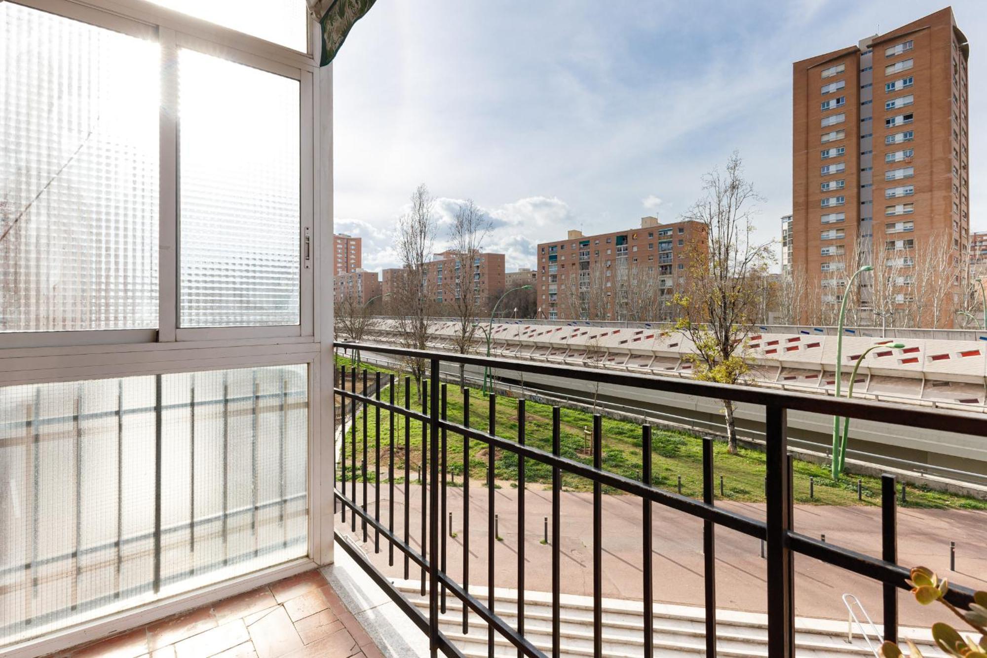 Besos - Bright Apartment Close To Congress & Port Sant Adria de Besos Exteriér fotografie