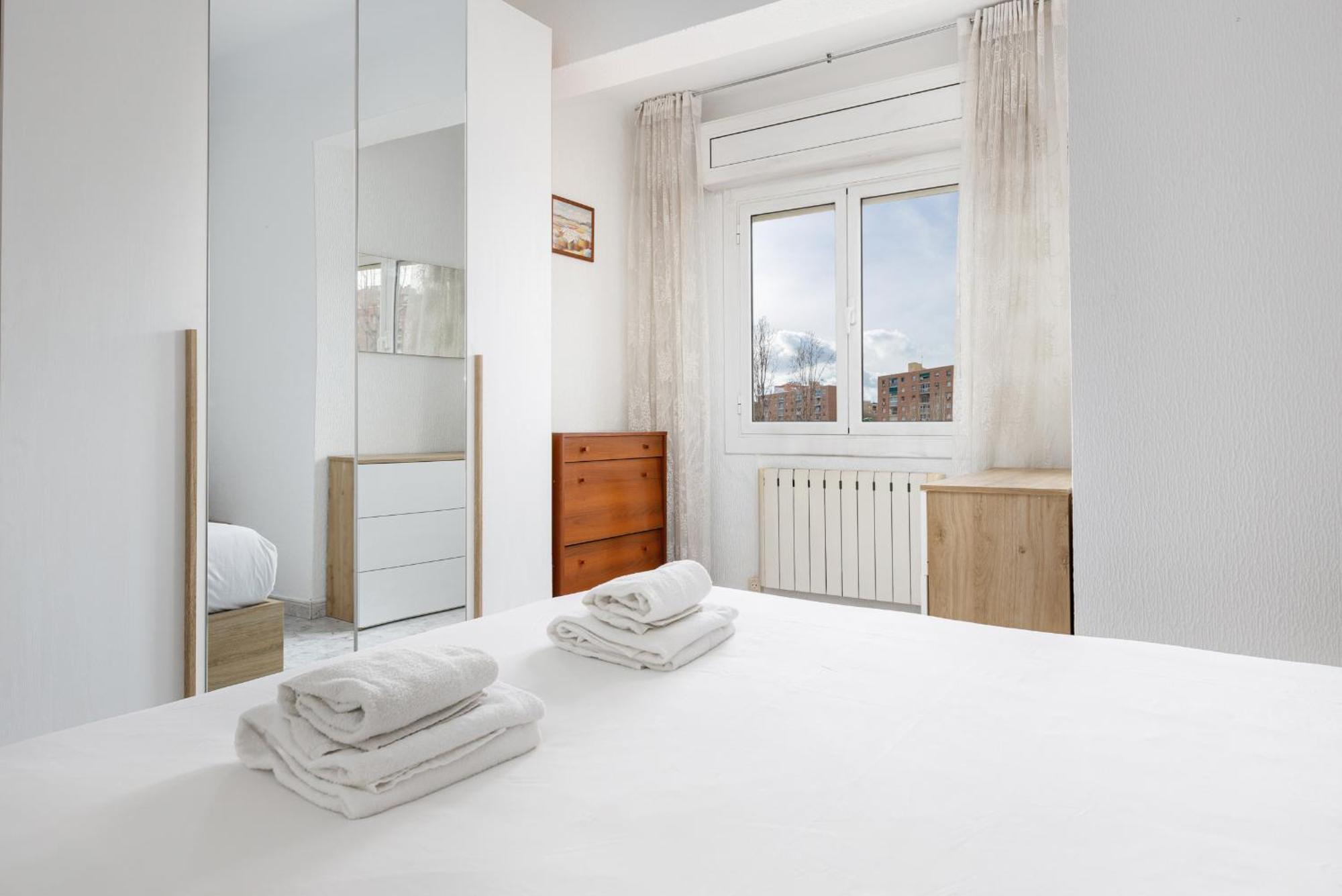 Besos - Bright Apartment Close To Congress & Port Sant Adria de Besos Exteriér fotografie
